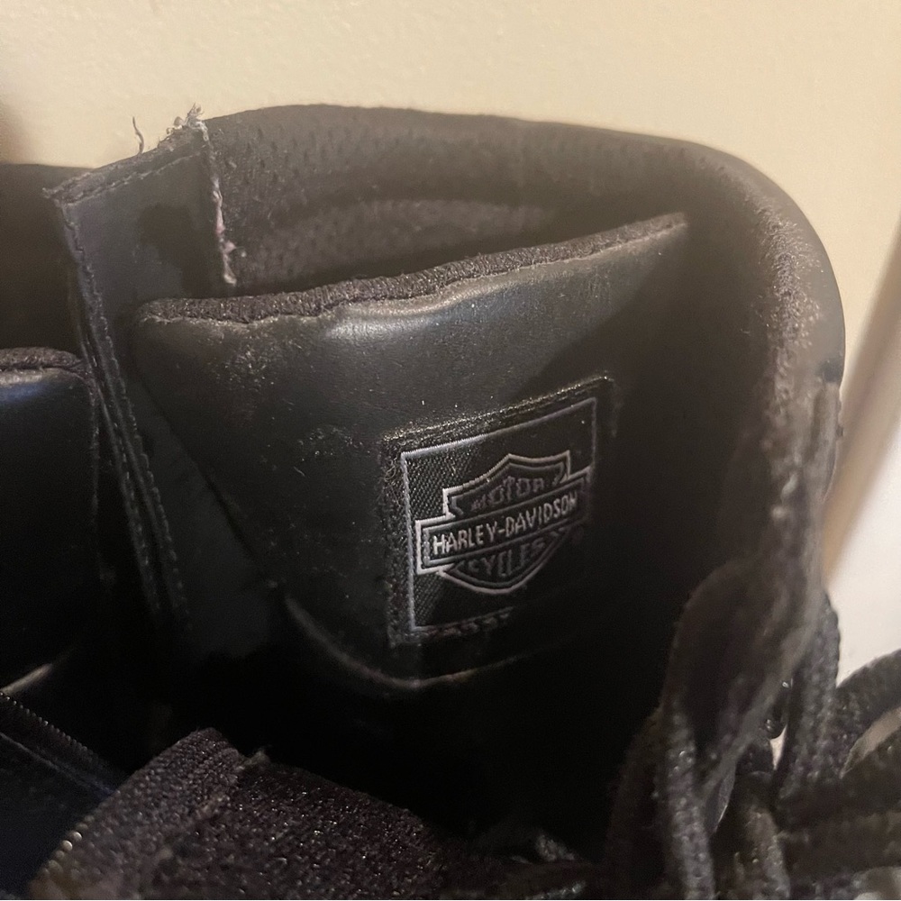 Harley Davidson riding boots!!